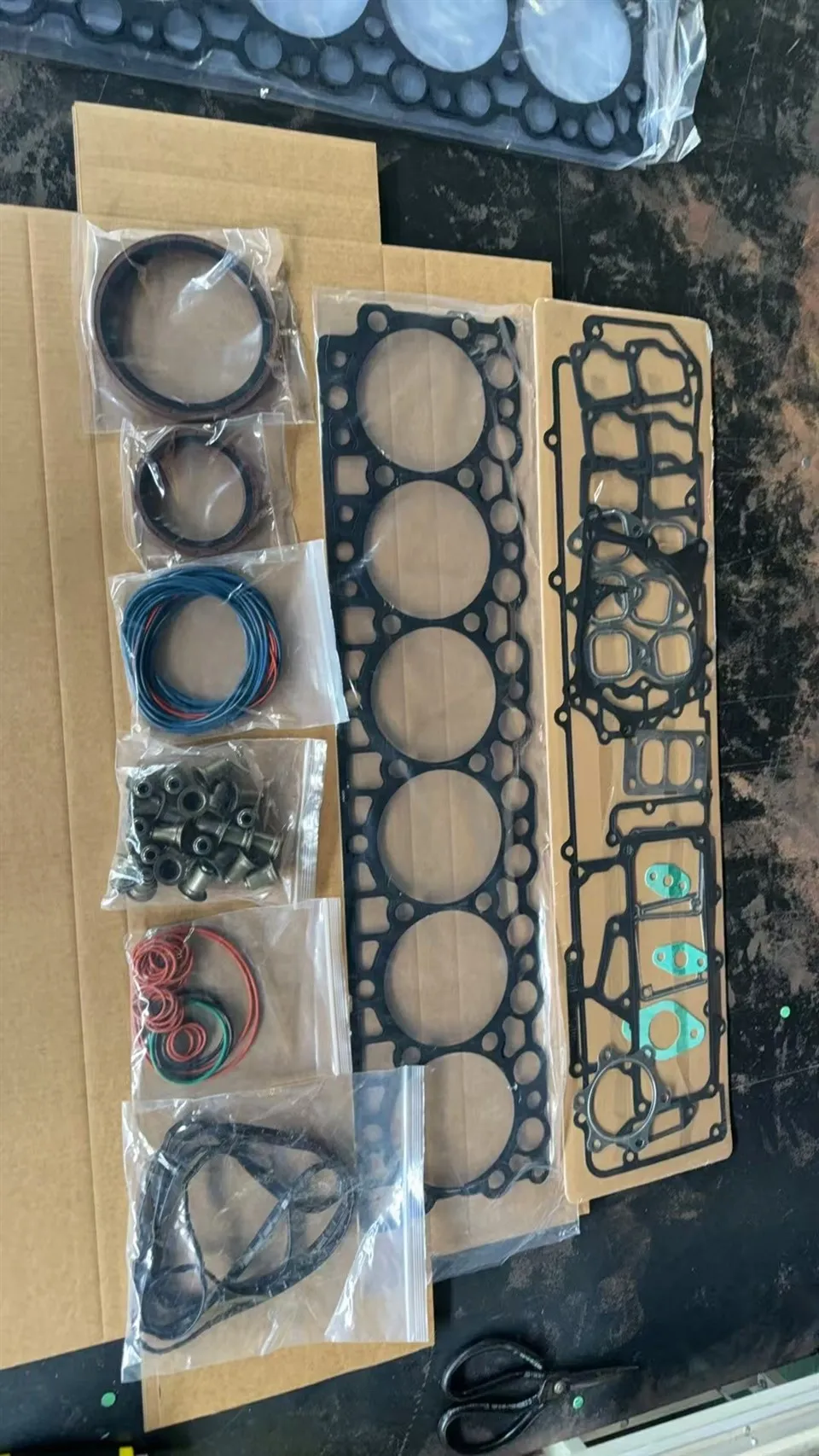 HOWO dzinēja remonta komplekts WP7G270E301